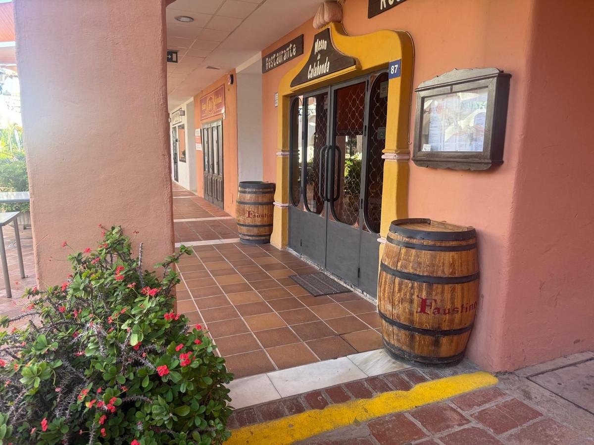 Commercial Restaurant in Calahonda