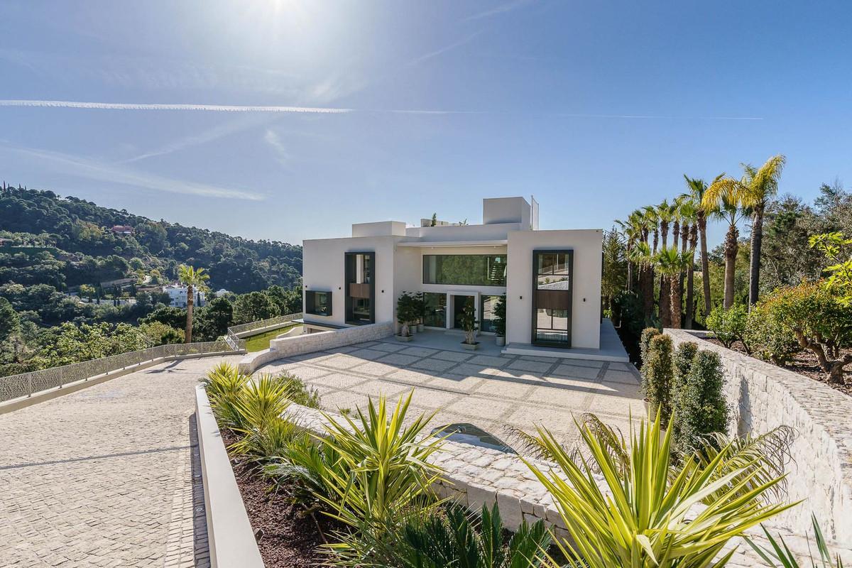 Villa Detached in La Zagaleta