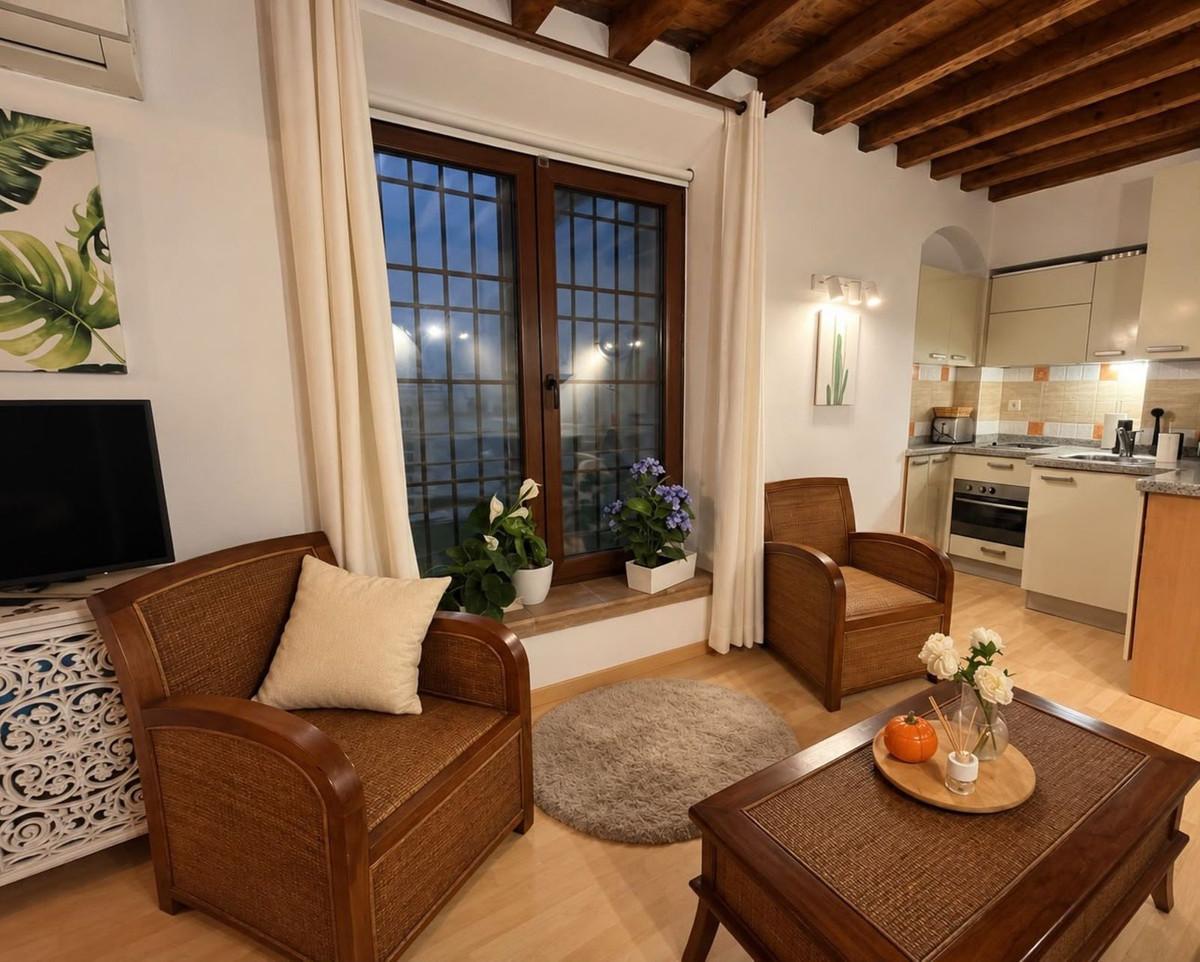 Studio Middle Floor in M&aacute;laga