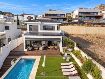 R5521006, Villa Detached in M&aacute;laga Este