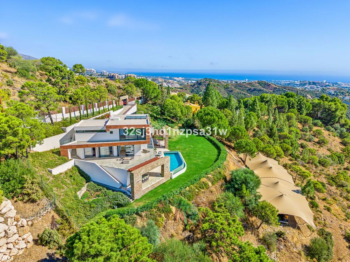 Villa Detached in Benahav&iacute;s