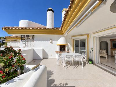 R5526607, Apartment Penthouse in Calahonda
