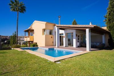 R5527576, Villa Detached in Benahav&iacute;s