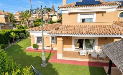 R5530372, Villa Semi Detached in Marbella