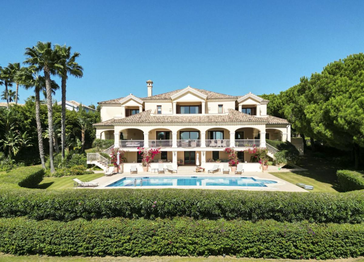 Villa Detached in Sotogrande Alto